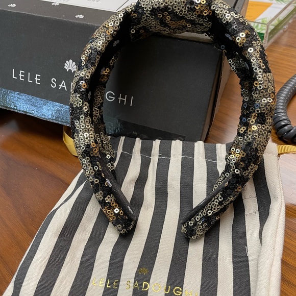 Lele Sadoughi leopard sequin headband - Picture 5 of 5